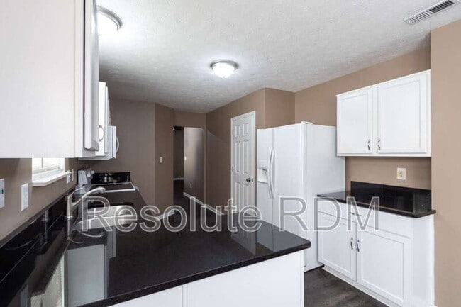 Building Photo - 9130 Allegro Dr