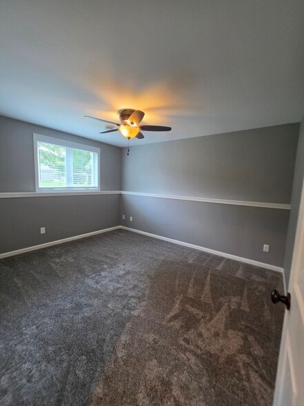 Building Photo - 2721 Kellogg Ave