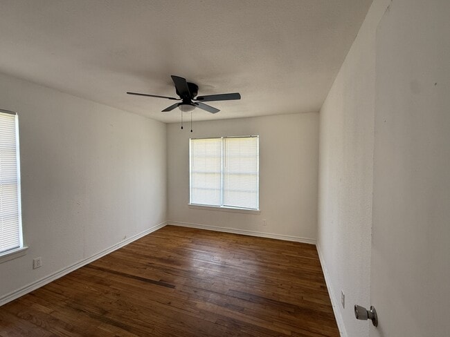 Building Photo - 15 MacArthur Dr