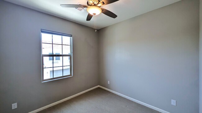 Building Photo - 3 Bedroom Condo in the Siena Community Near S Dobson Rd and W Queen Creek Rd!