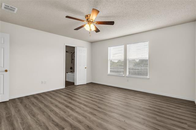 Building Photo - 2320 Shadabury Dr