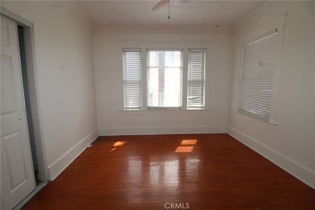 Building Photo - 2078 Harrison Ave