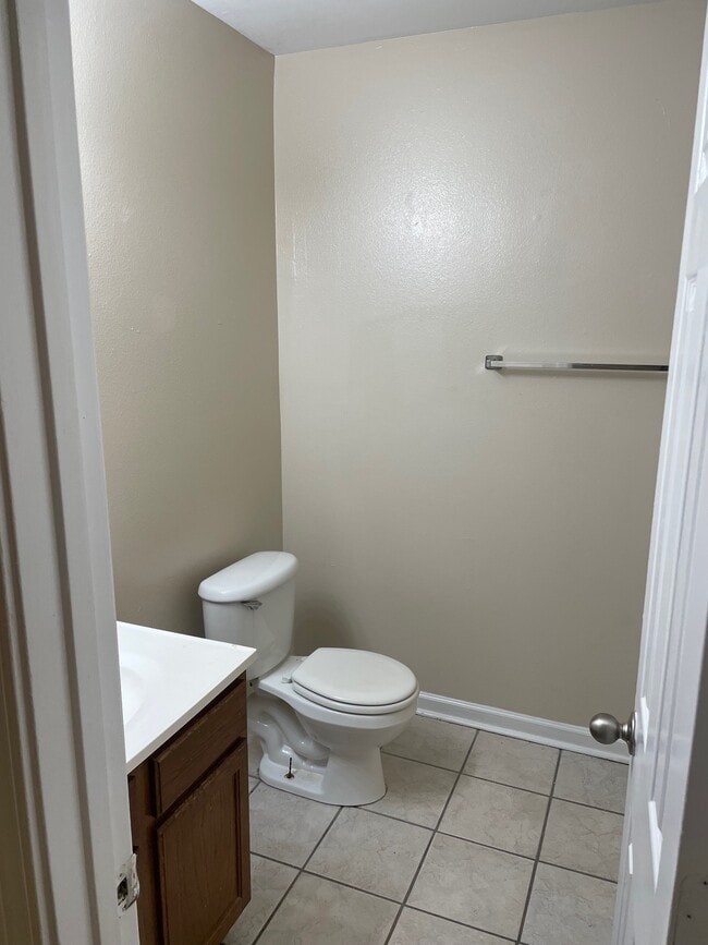 Building Photo - 5443 Banyan Trace Dr