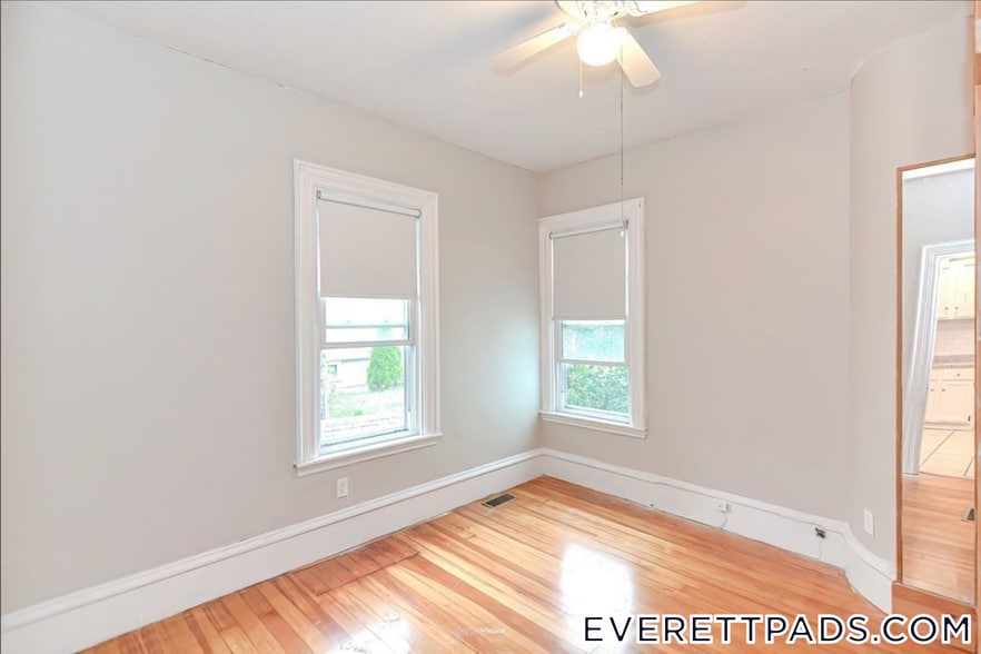 Building Photo - 134 Vine St