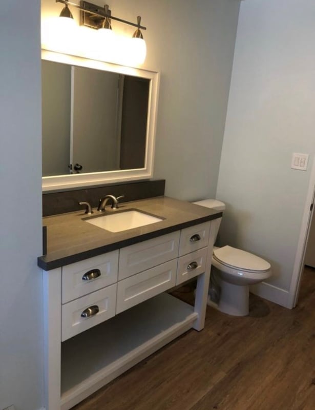 Building Photo - 413 W Acacia Ave