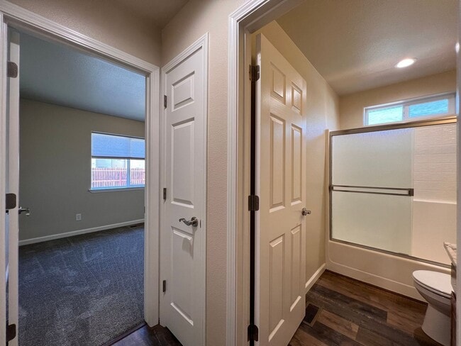 Building Photo - 4-bedroom home in Fallon