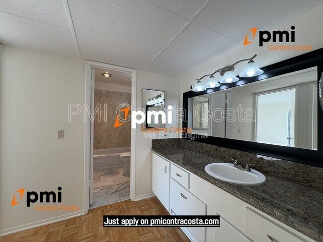 Building Photo - 460 N Civic Dr