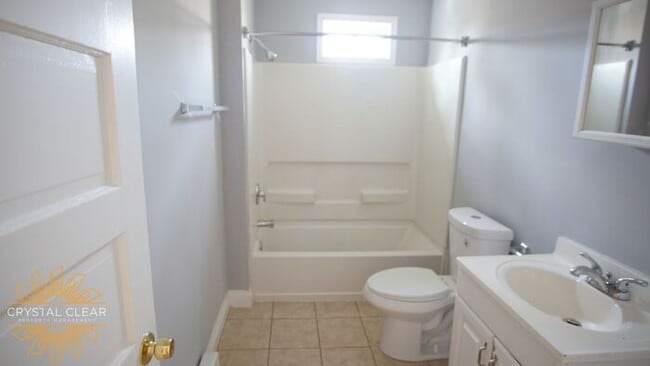 Building Photo - 125 W 23rd St