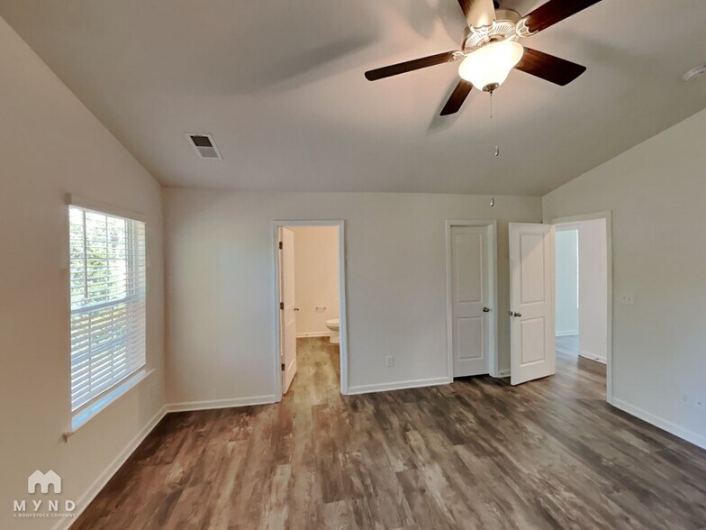 Building Photo - 2125 Ryker Davis Ln