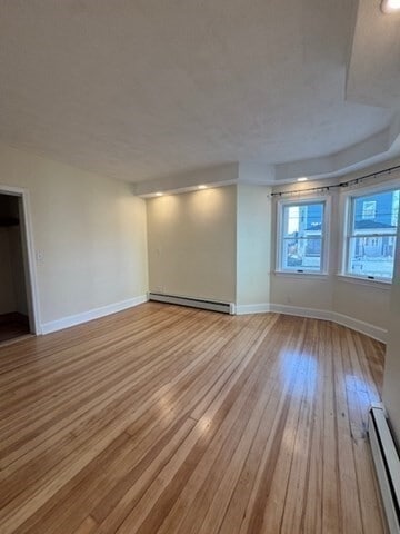 Building Photo - 26 Avon St