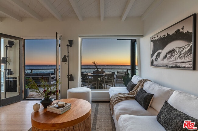 Building Photo - 42602 Pacific Coast Hwy