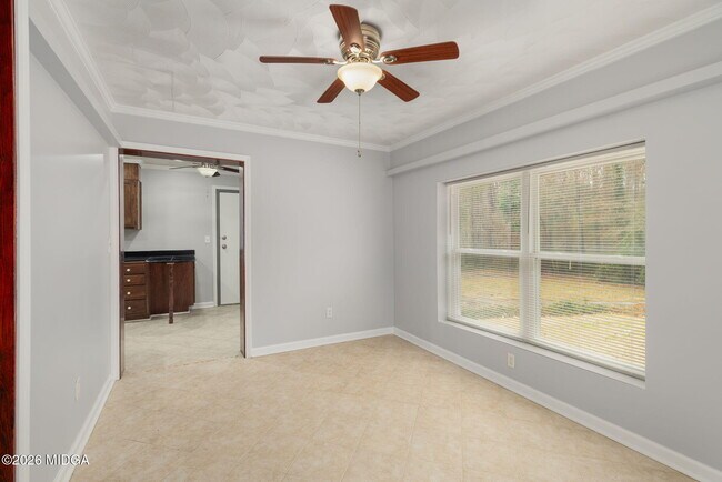 Building Photo - 1496 Wesleyan Dr