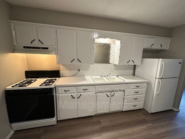 Building Photo - 14843 Tye Brumley St