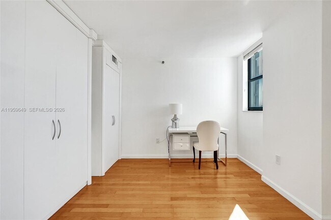 Building Photo - 1775 Washington Ave