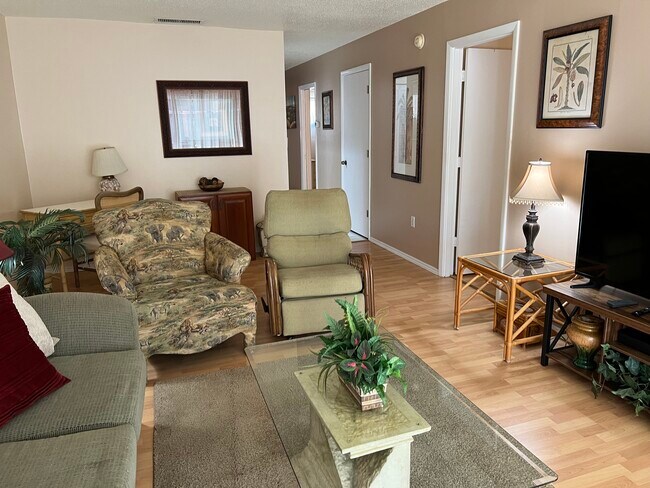 Building Photo - 2772 Woodgate Ln