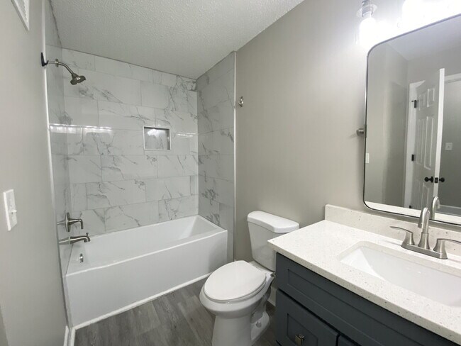 Building Photo - Renovated Two-Bedroom Condo for Rent!