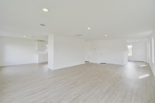 Building Photo - 18566 Cepagatti Dr