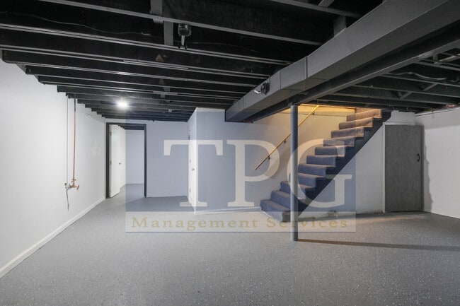 Building Photo - 9410 McKinley St