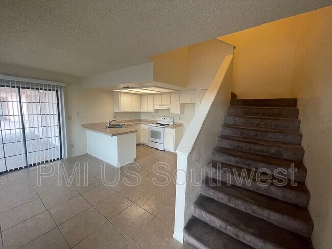 Building Photo - 424 Anna Cir