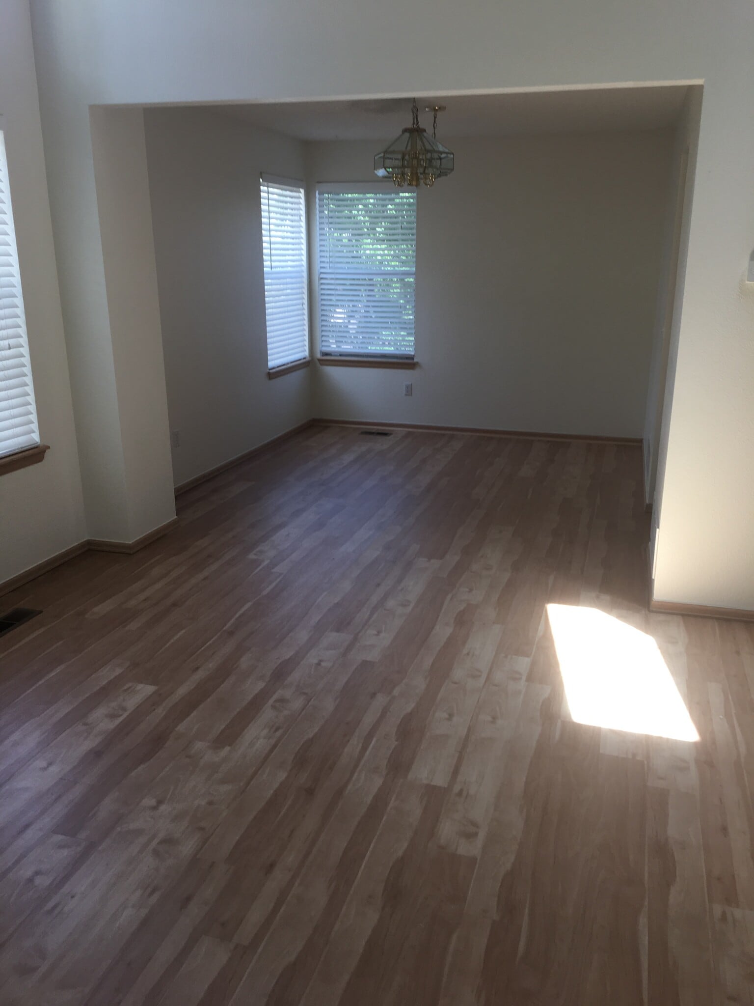 Formal Dining Room - 10710 Kimball St