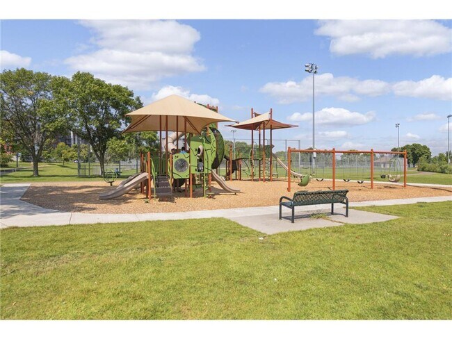 Building Photo - 3744 Perry Ave N