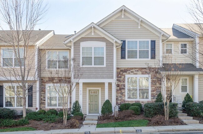 Building Photo - "Charming 3-Bedroom Home with 2 Full Baths in Beautiful Belmont!"