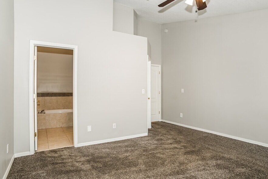 Building Photo - 172 Afton Ln