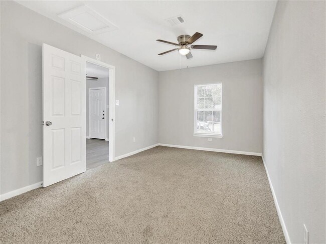 Building Photo - 234 Overbluff St