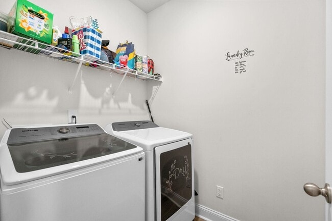 Building Photo - 4536 Lady Slipper Dr