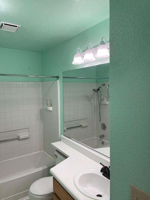 Building Photo - West Stockton Cozy Single Story 2 Bedroom ...