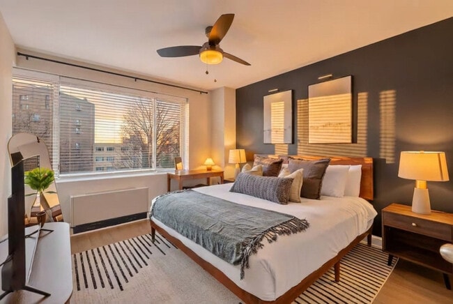 Building Photo - 1500 Arlington Blvd