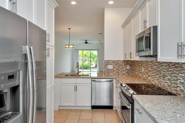 Building Photo - 22954 Clear Echo Dr