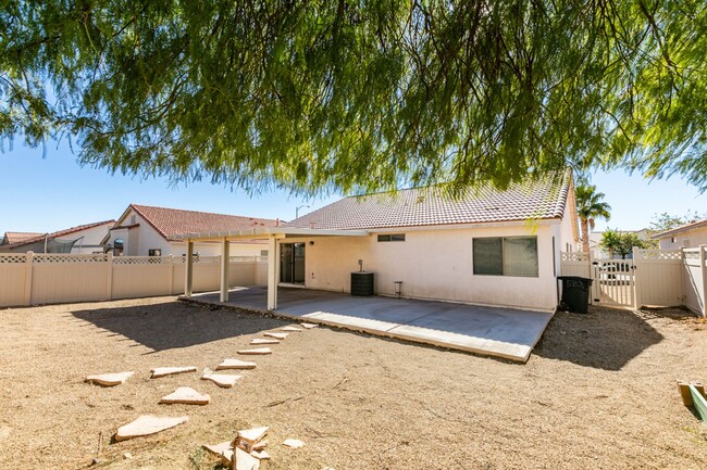 Building Photo - REMODELED 5 BEDROOM HOME IN NORTH LAS VEGAS