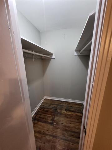 Building Photo - 1006 W Lamar St