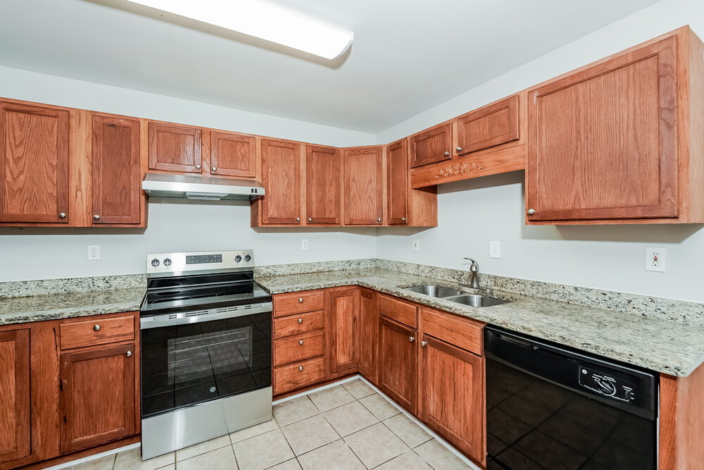 Building Photo - 705 13th Ct NW