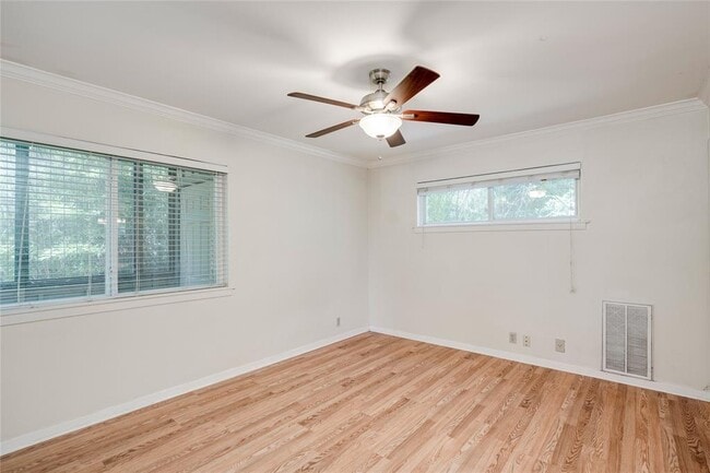 Building Photo - 1511 Shoal Creek Blvd