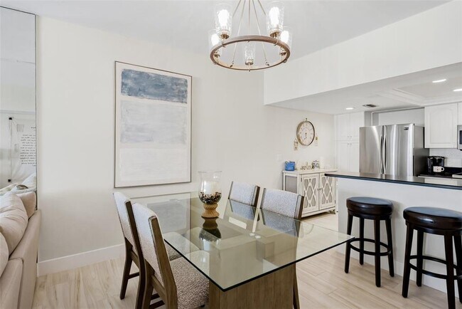 Building Photo - 1460 Gulf Blvd