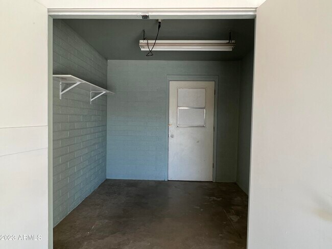 Building Photo - 10939 W Saratoga Cir
