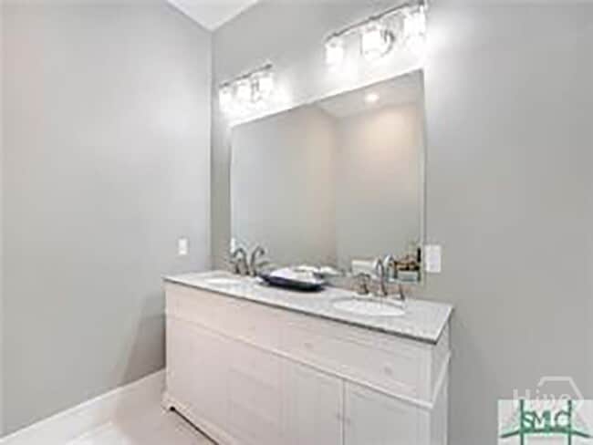 Building Photo - 514 E Anderson St