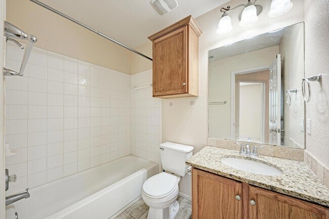 Building Photo - 1508 Big Bend Dr