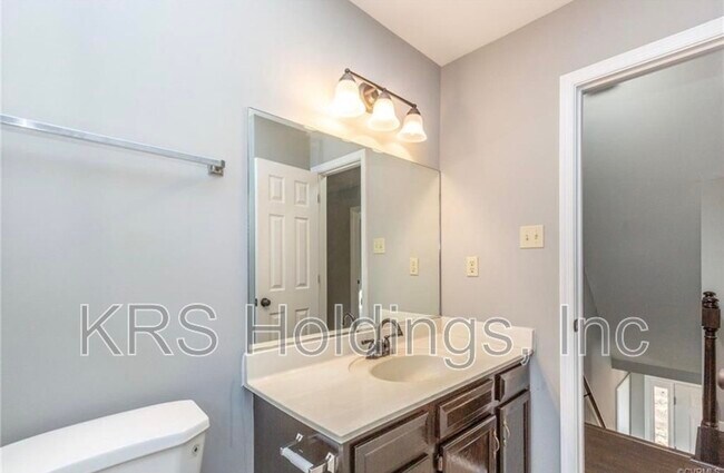 Building Photo - 7506 Northford Ln