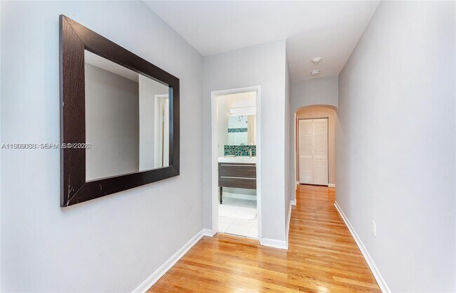 Building Photo - 2379 Overbrook St