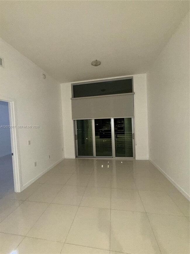 Building Photo - 7661 NW 107th Ave