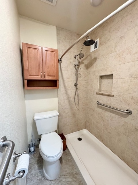 Master Bathroom - 709 Pampas Pl