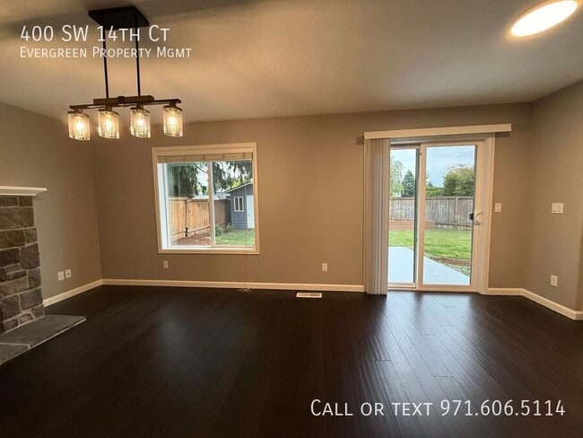 Building Photo - 400 SW 14th Ct