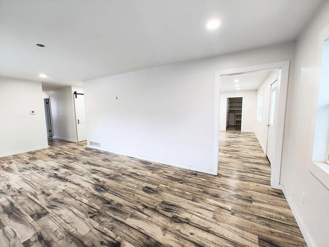 Building Photo - 4428 28th St