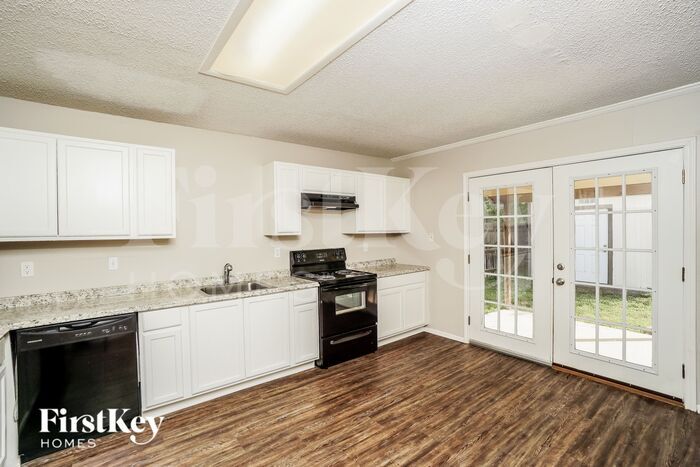 Building Photo - 15406 Wood Sorrel Wood