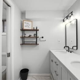 Building Photo - 5201 Banks Pl NE