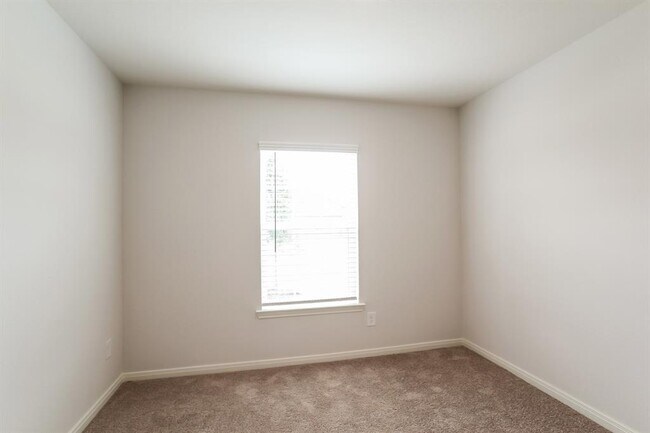 Building Photo - 10494 Red Cardinal Dr