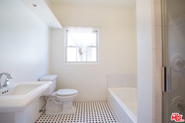 Building Photo - 260 S El Camino Dr